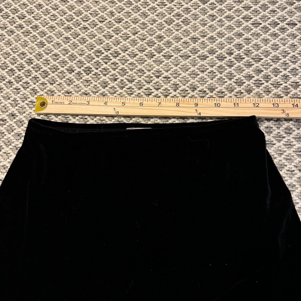 Vintage Velvet Skirt Size Medium Black Y2K Mini Fairy Goth Made in USA - Picture 5 of 6